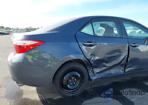 2016 Toyota Corolla Le z USA, uszkodzony, nr VIN 5YFBURHE8GP493217